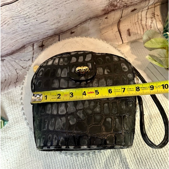 Stuart Weitzman Women’s Black and Grey Embossed Croc Leather Shoulder Bag - Picture 11 of 14